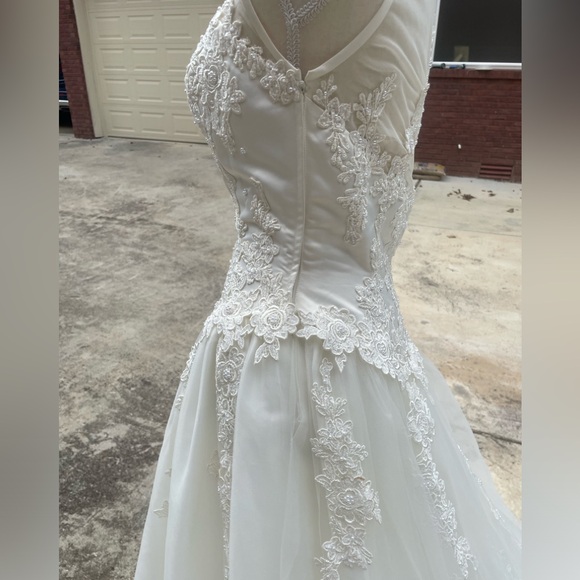 Bridal Originals Cream Wide Edging Sleeveless Beaded Wedding Dress - Picture 7 of 13